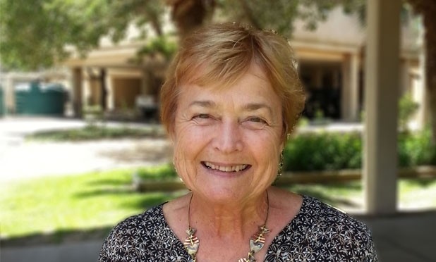 Joan Holt to Receive Harvey Weil Professional Conservationist of the Year Award